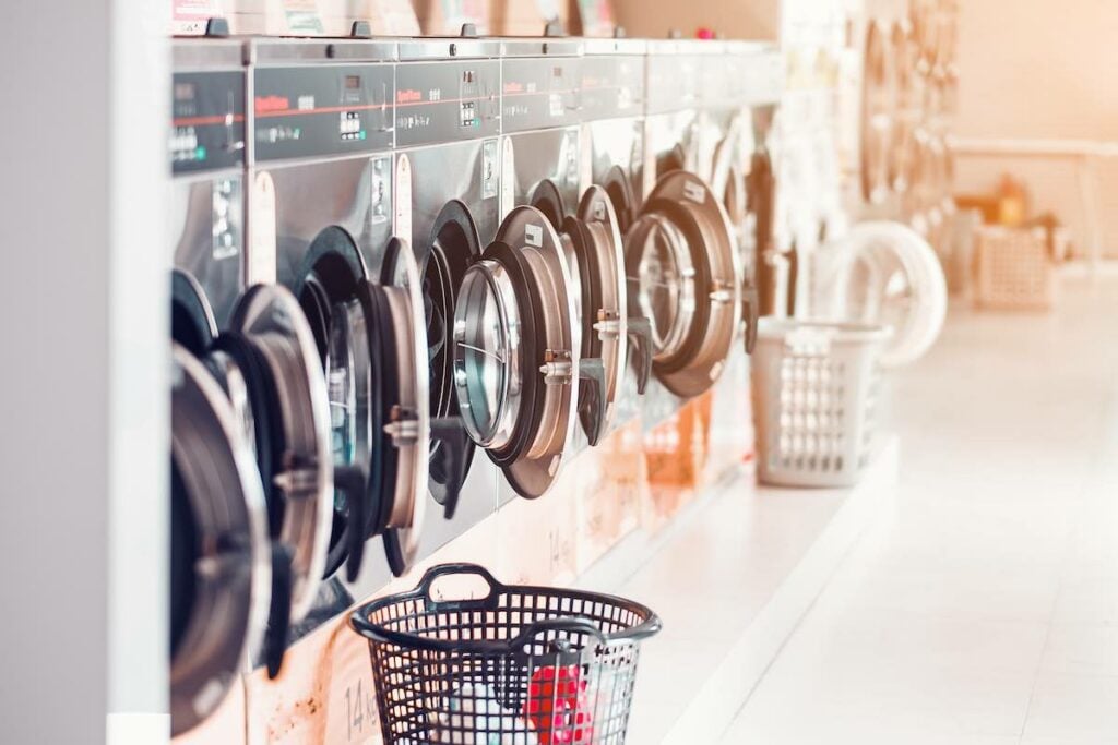 How to buy a laundromat